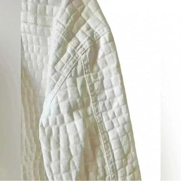 Good American Shiny Croc Print Oversized White Button Up Shacket - Picture 7 of 14